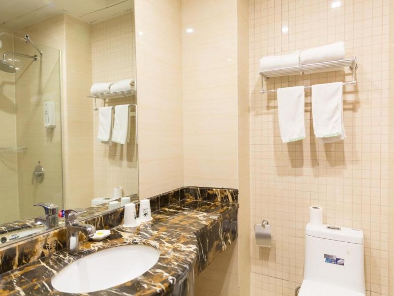 Greentree Inn Jiangsu Suzhou Kunshan High Speed Rail Station Hengshan Road Express Hotel Екстериор снимка